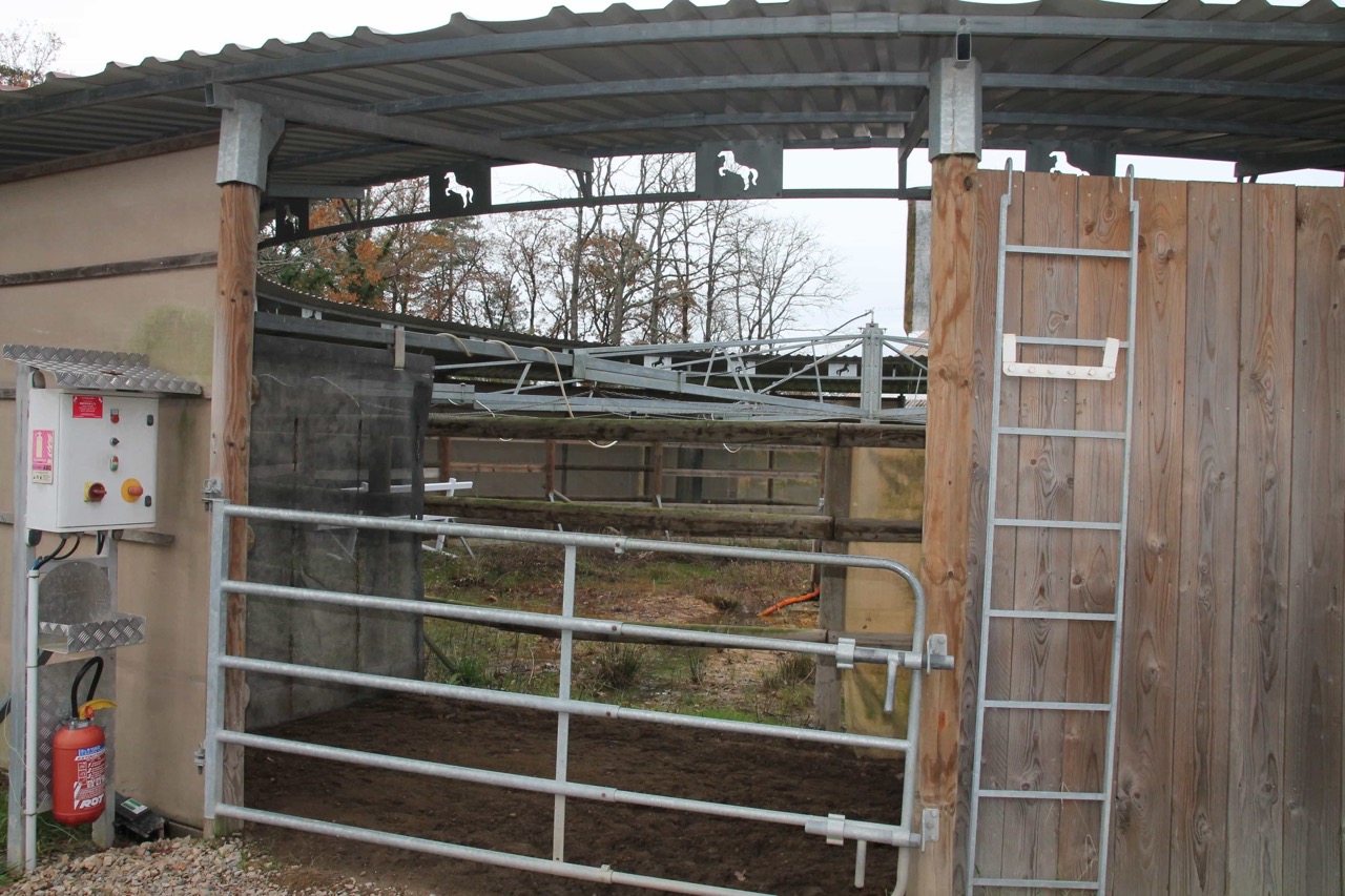 Pole_equestre_vendeen_marche_haras