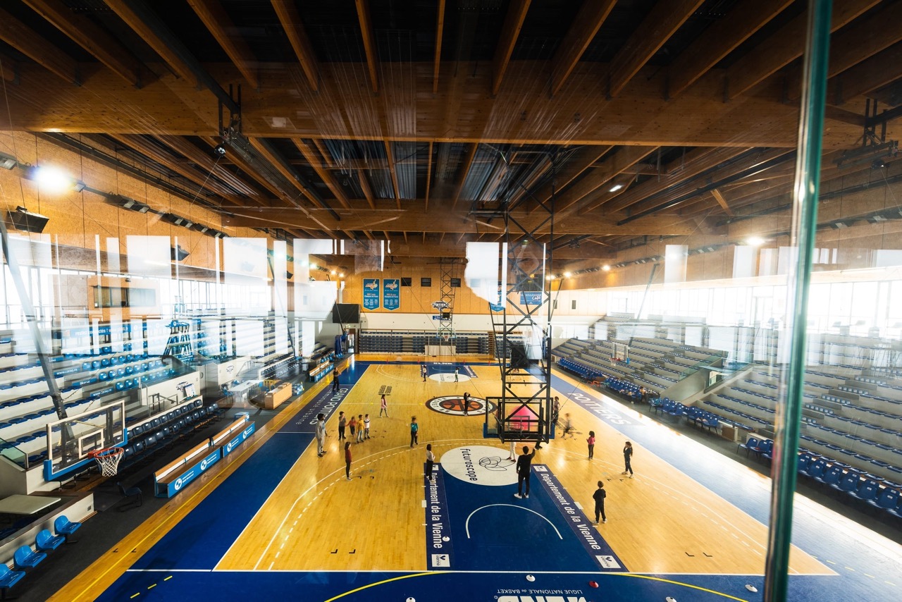 Salle-J-P.-Garnier-salle-Basket-1