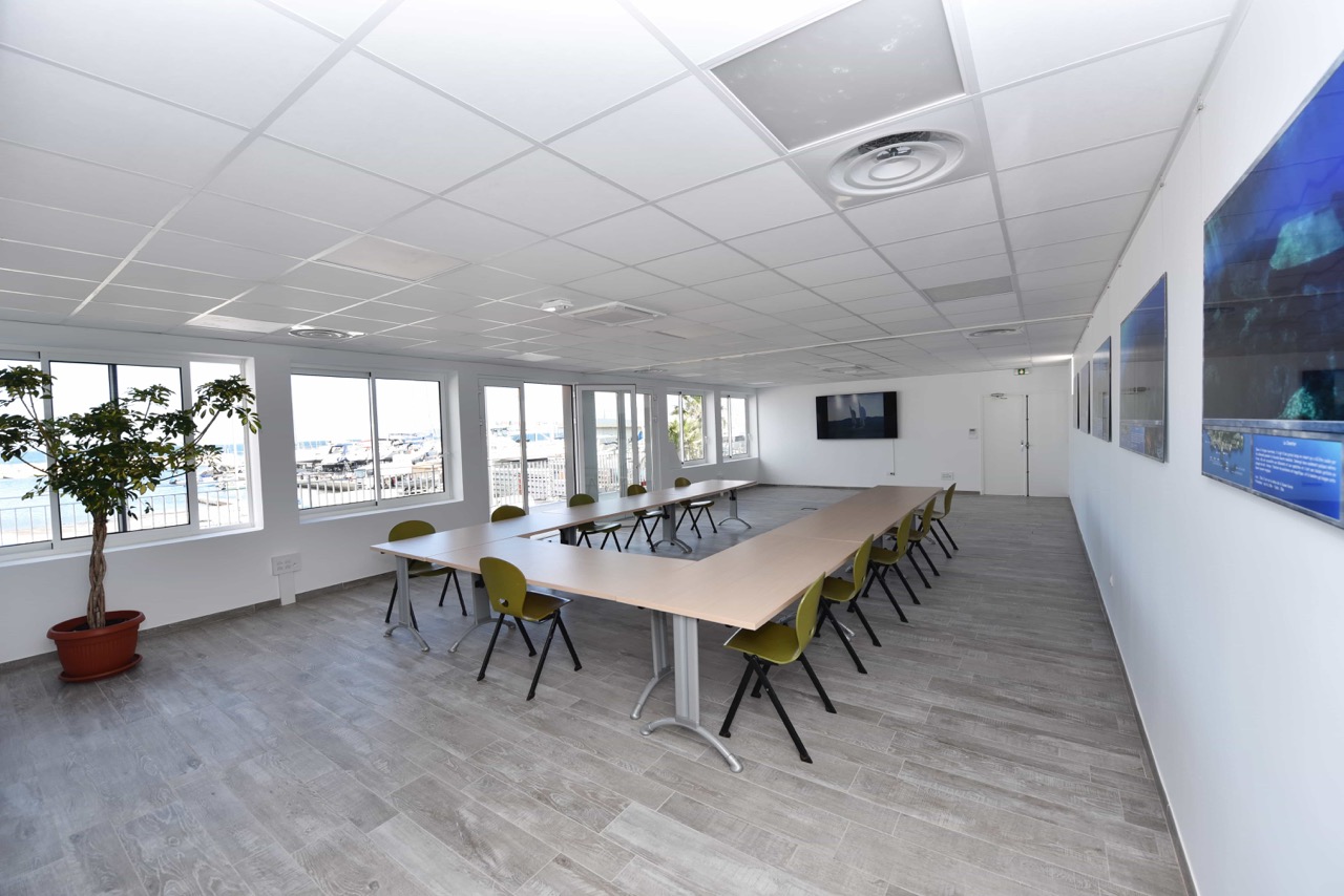 Salle-multimedia