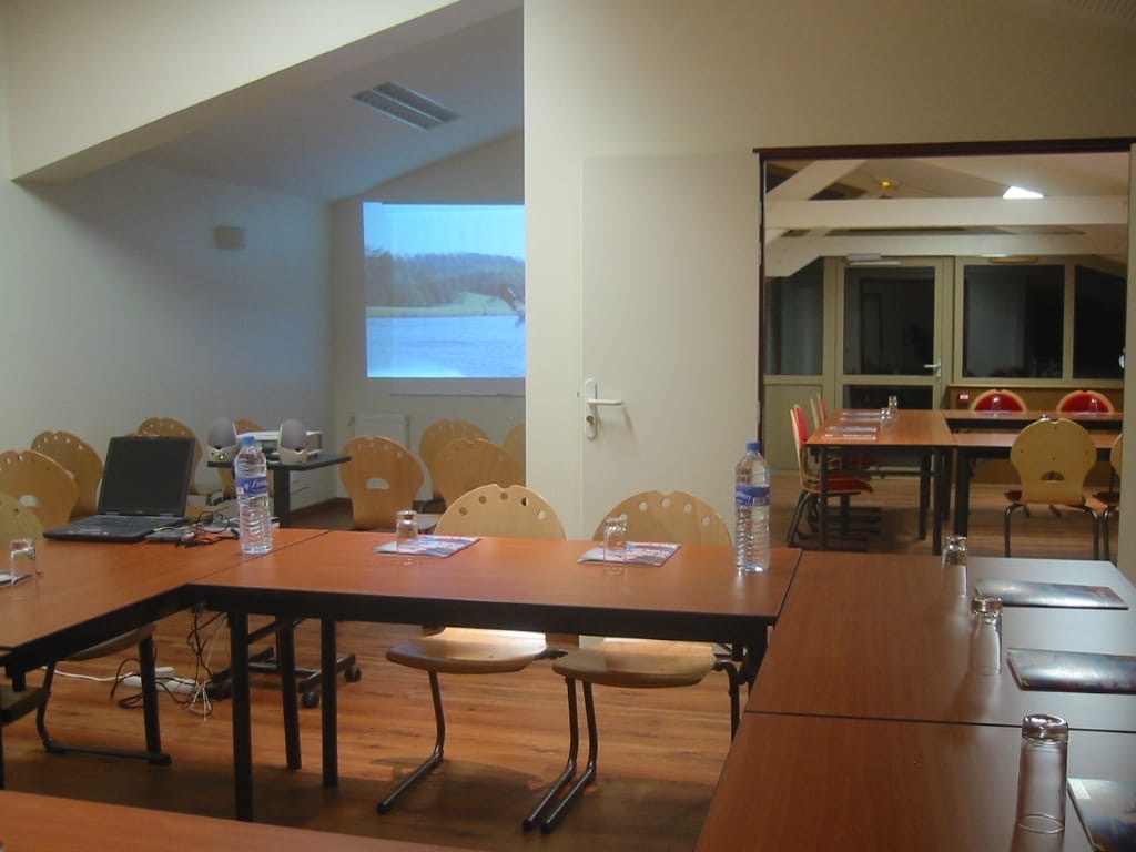 Salles-reunion-proches-stade-deau-vive
