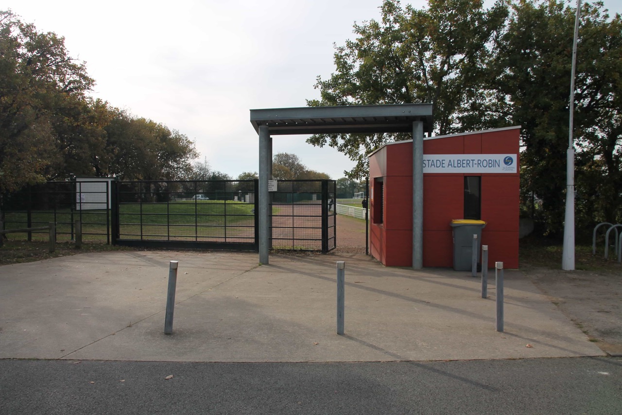 Stade_Albert_Robin_entree