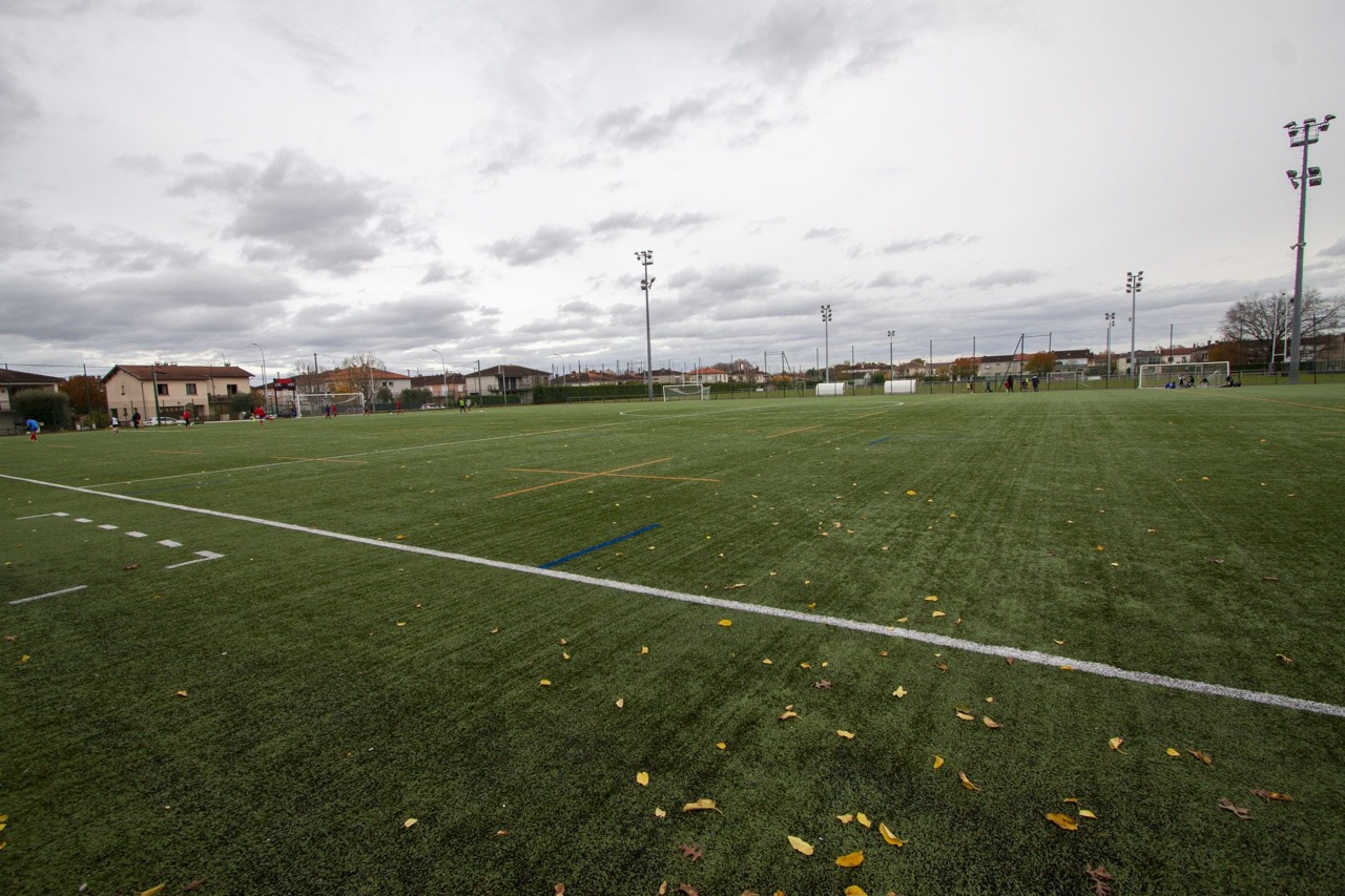 Stadium-synthetique-