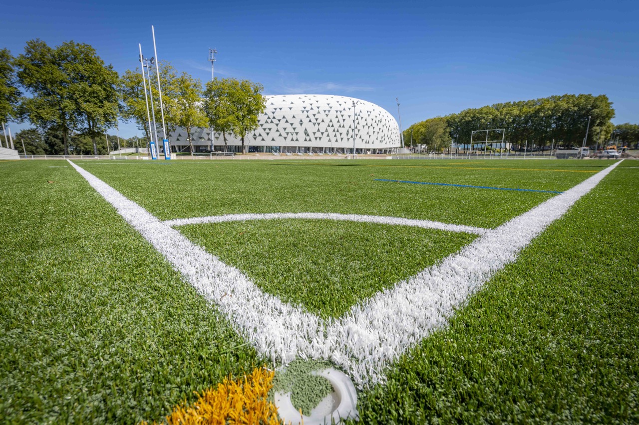 Terrain-synthetique-foot-rugby-annexe
