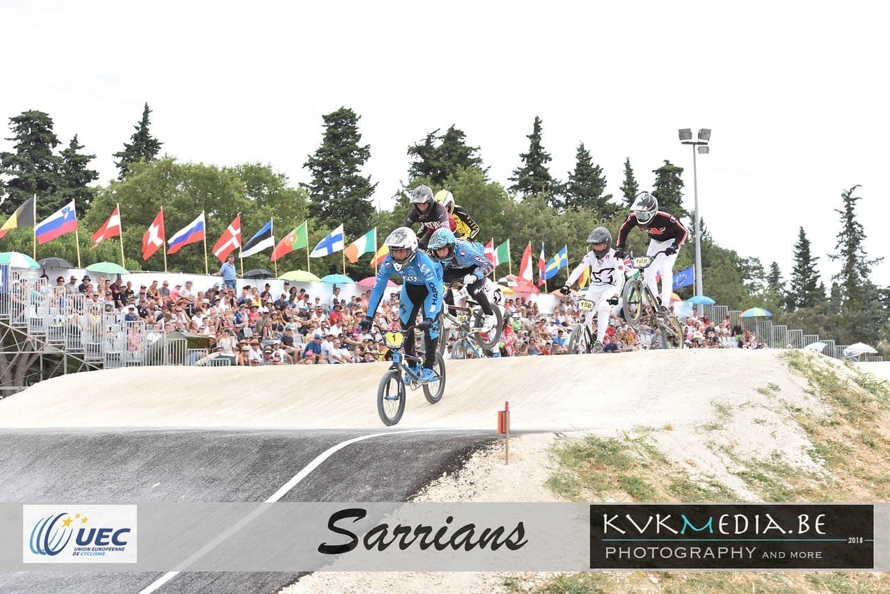 tribunes-en-course