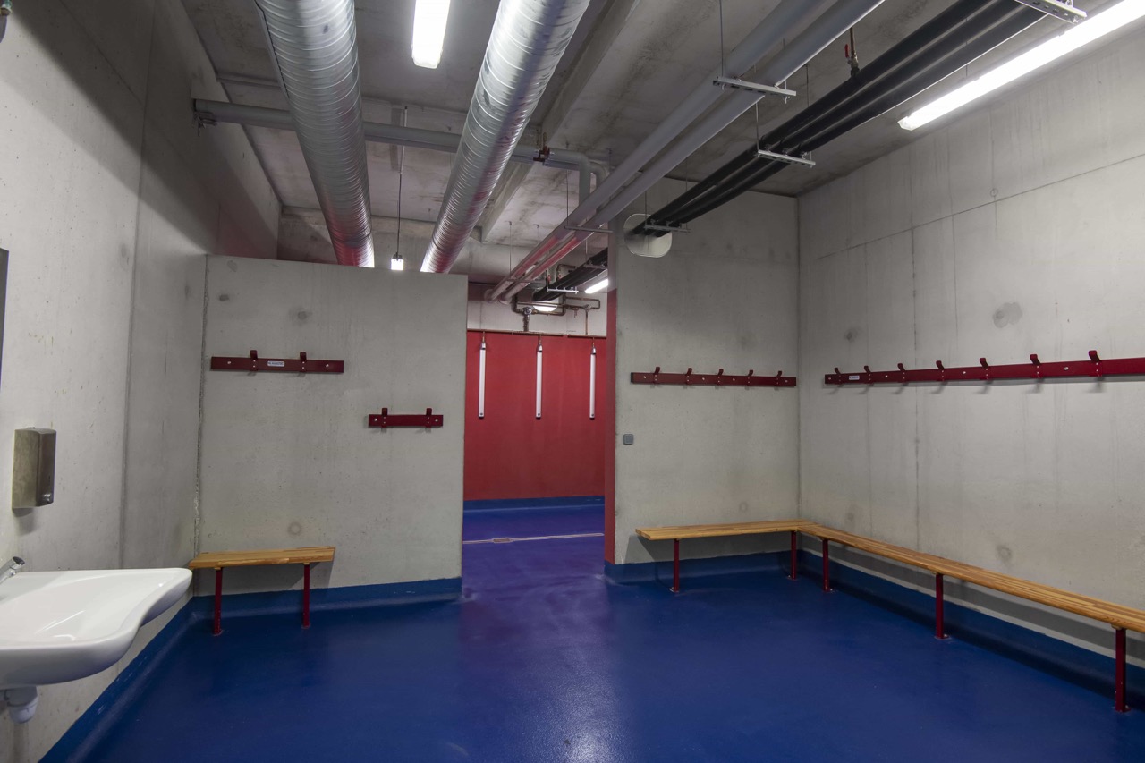 Vestiaires-salle-Henri-Normand-1