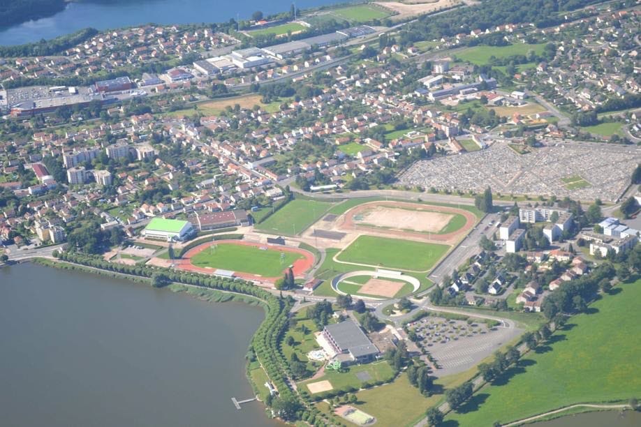 1-vue-aerienne-Complexe-sportif-J.-Bouveri