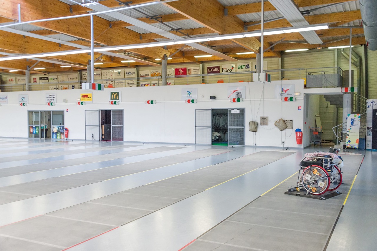 5-Macon_Complexe-sportif-des-Saugeraies_salle