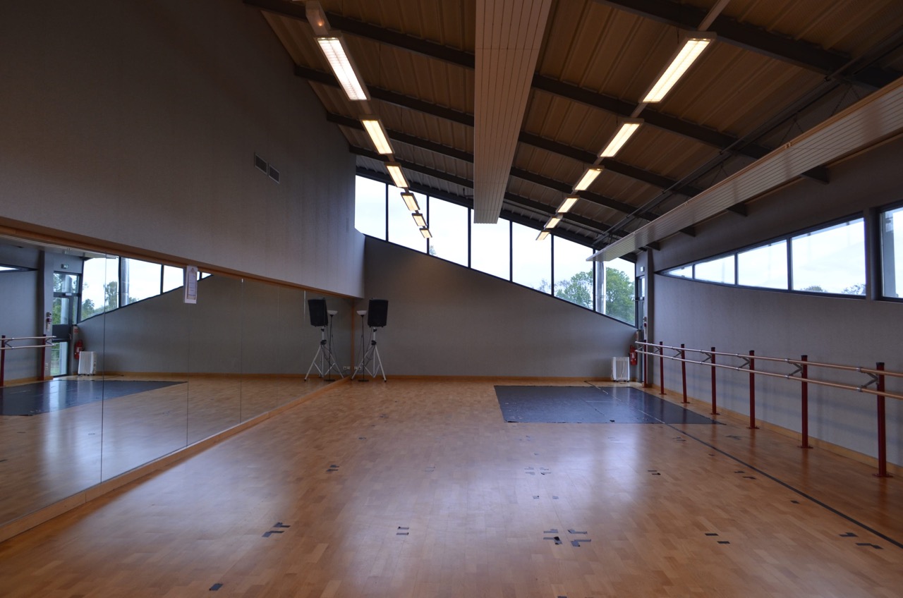 8-Salle-de-Gymnastique-rythmique-de-Pafstatt