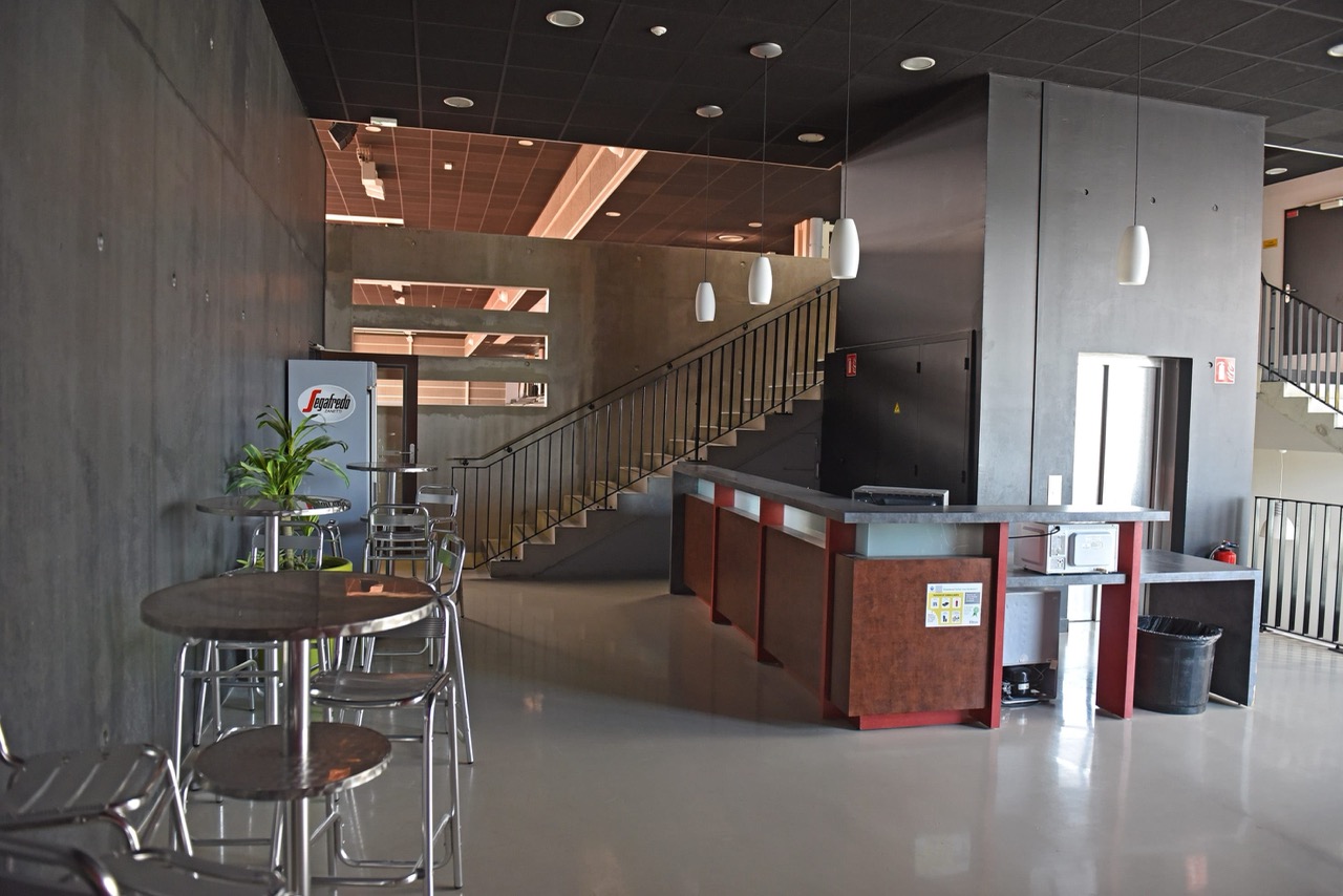 Cafeteria-1