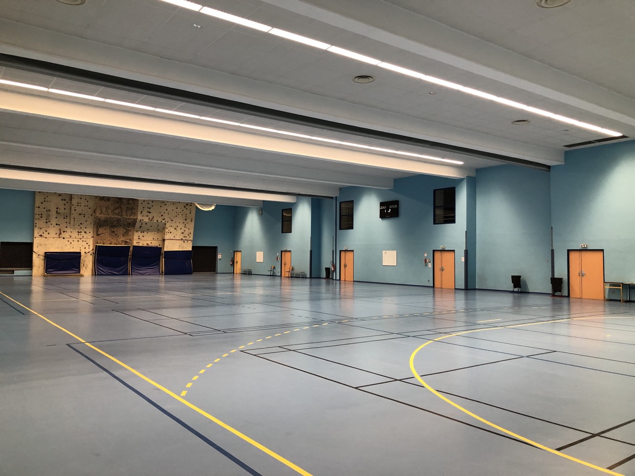 Crous-Paris_Tennis-de-table_Salle-de-preparation-physique-et-de-sports-collectifs-2