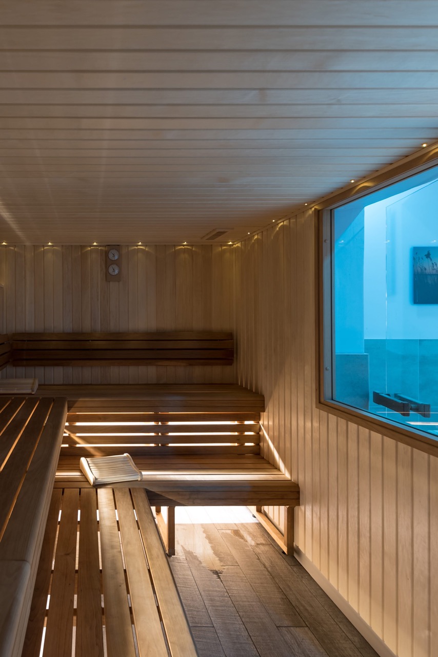 Piscine-Montbauron-espace-de╠utente1