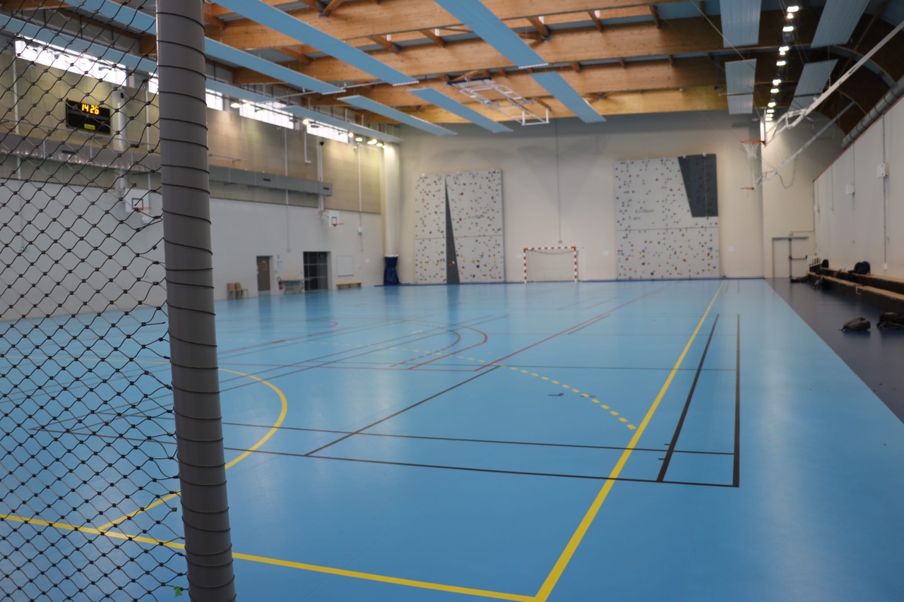 PMF-gymnase-vue-du-sol