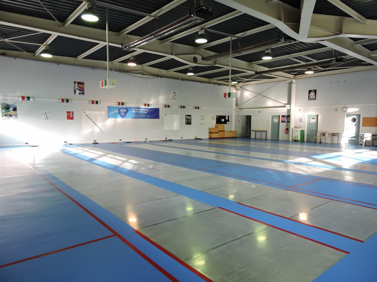 Salle-darmes-Lilandry-2_1