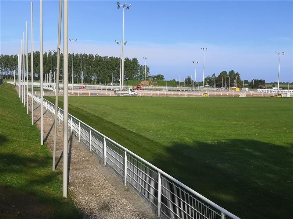 Terrain-dHonneur-Gagarine