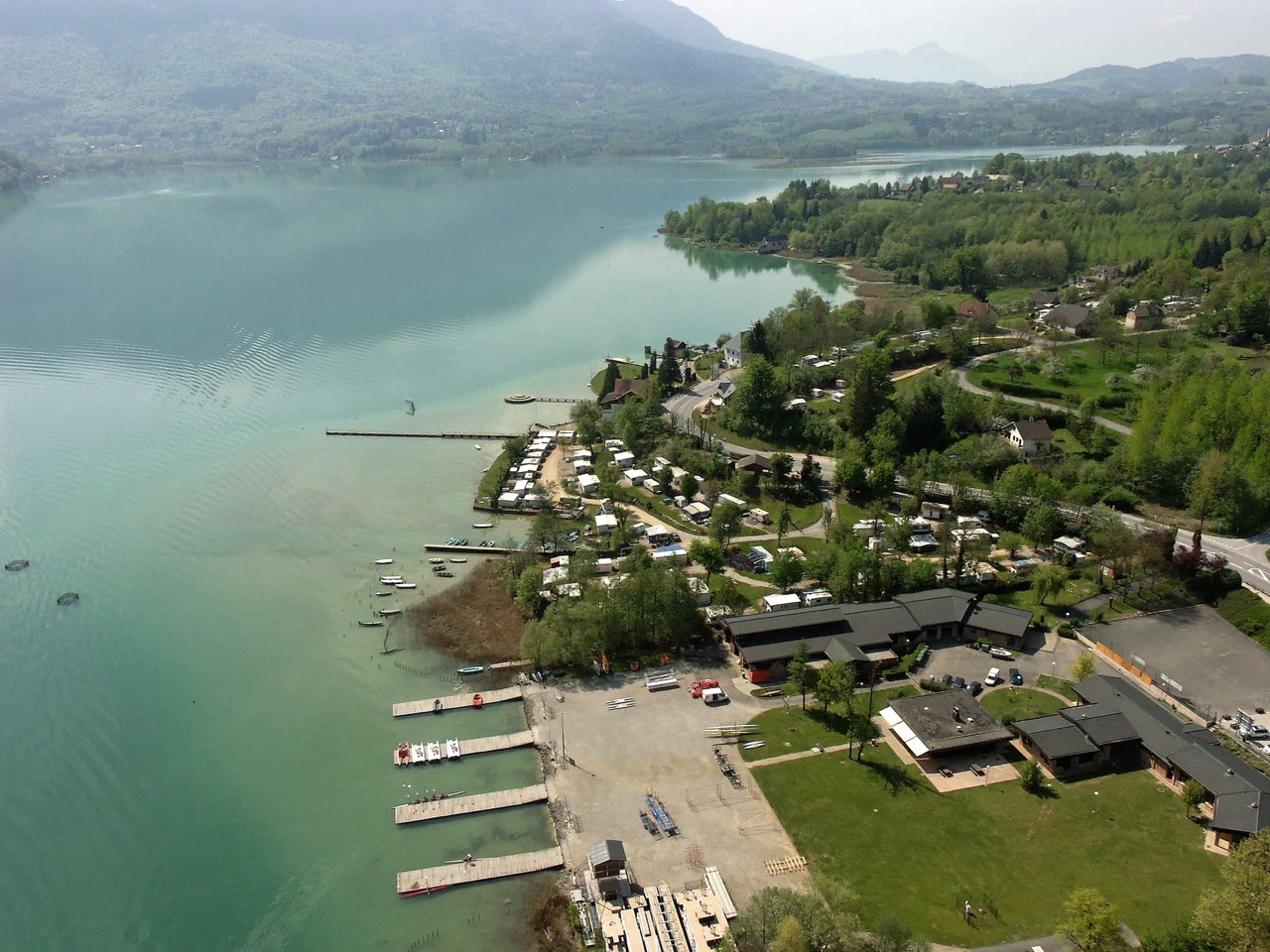 Vue-aerienne-lac-base-CCLA