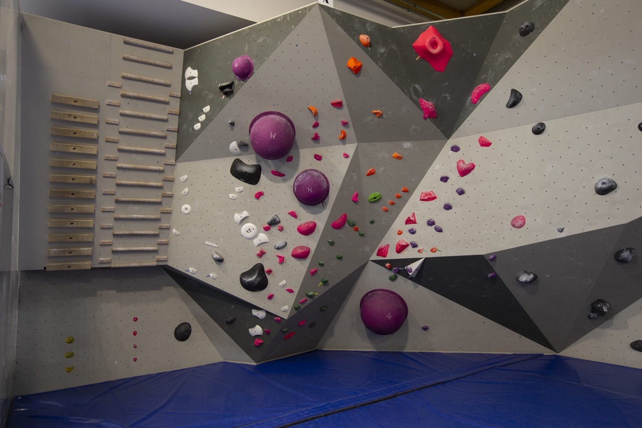 5.Espace-sportif-Quefets-Pan-gullich-Spray-wall