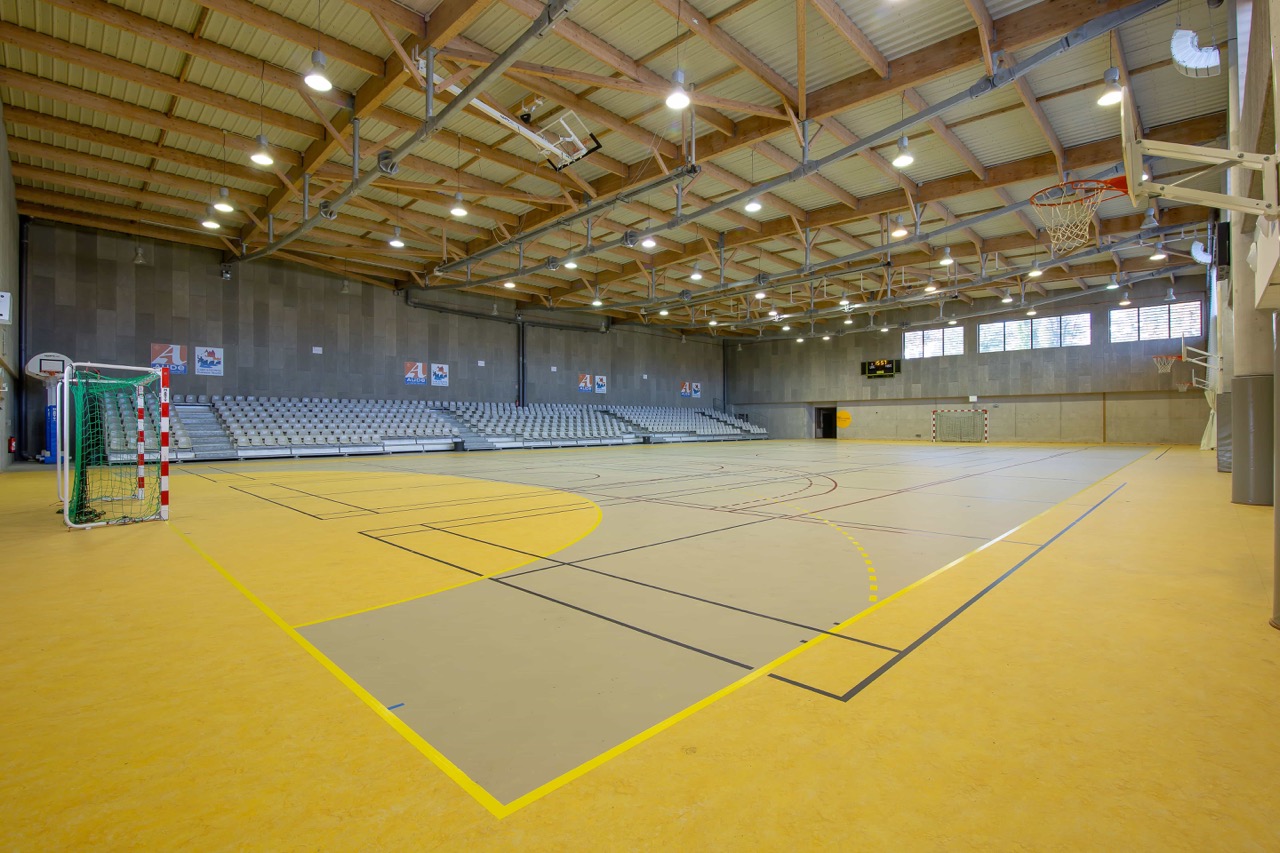 Nicole-ABAR-Gymnase-1