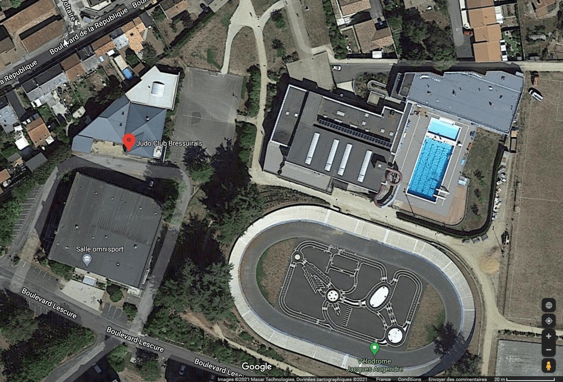 Photo-Aerienne-complexe-Valette