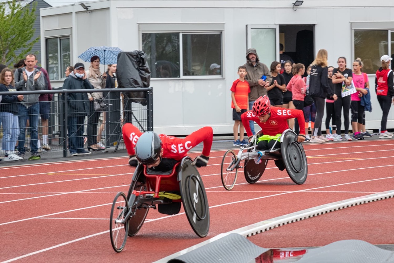 piste_athletisme_pressoir_rouge-9
