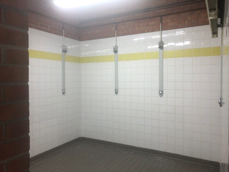 Salle-du-Parc-Lomme-Douches