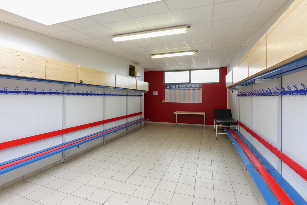Vestiaires_Stade_Emile_Vanier_Ville_de_Macon-11