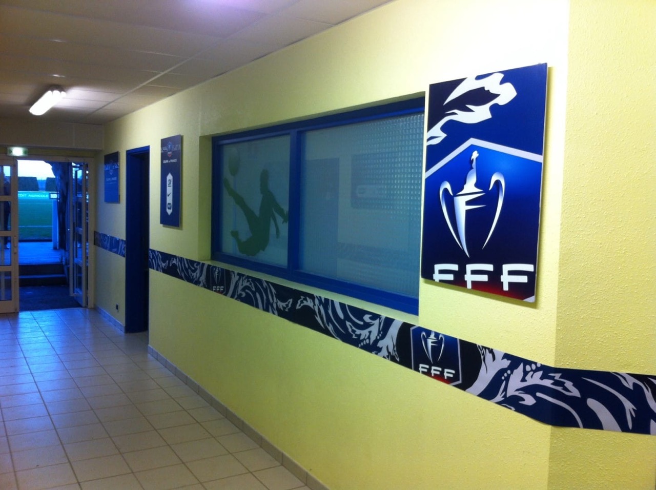 couloir-acces-terrain