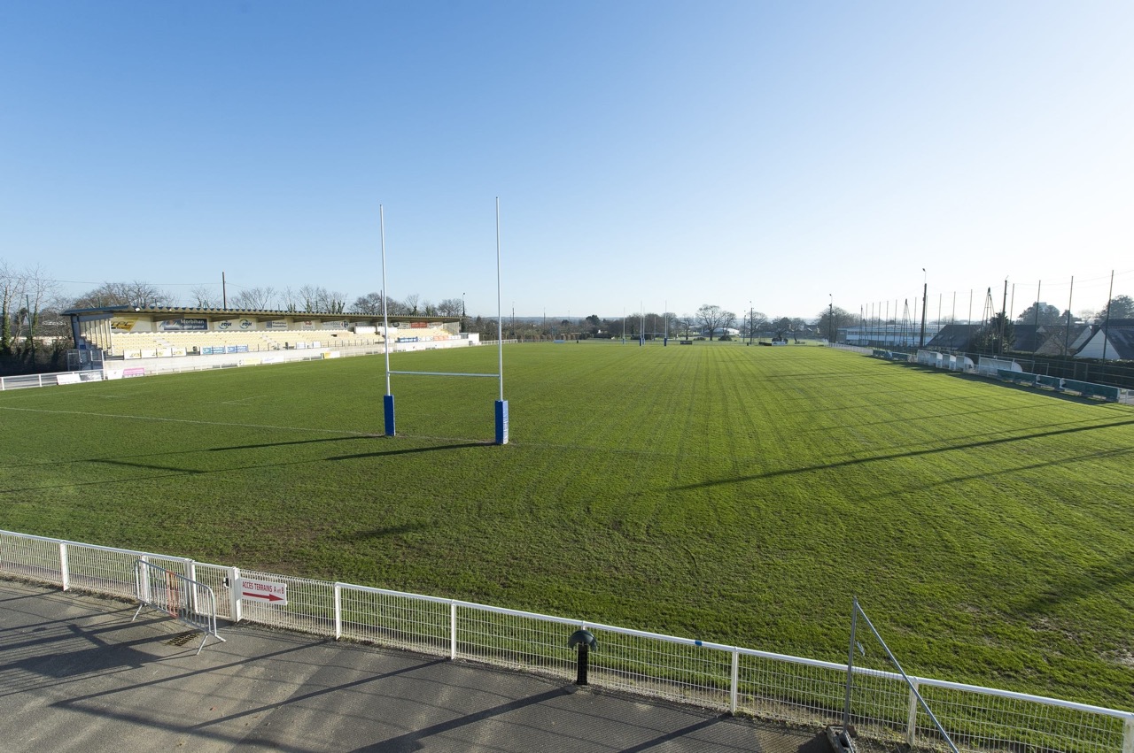 Terrain-de-Rugby-Stade-Jo-Courtel_DCE5199