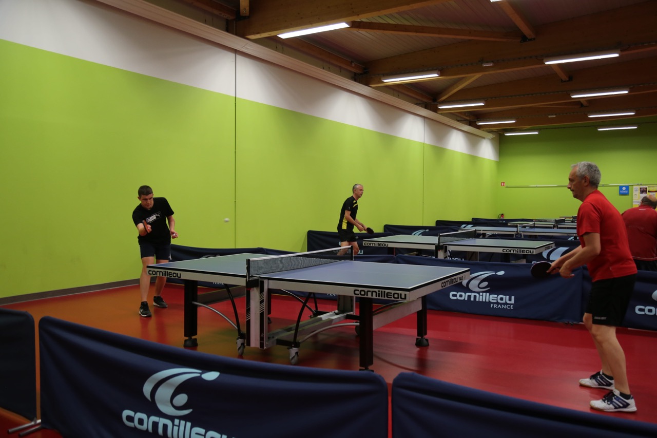 Complexe-Raquette-salle-tennis-de-table-2
