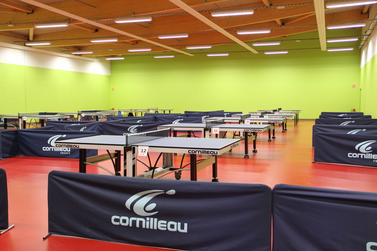 Complexe-Raquette-salle-Tennis-de-table