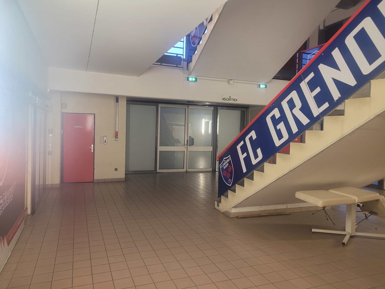 Photo-2-hall-dentree-trinune-Lienard