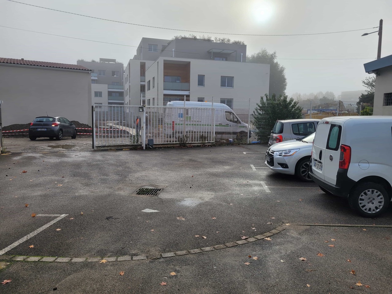 Photo-2-parking-officiels-Stijovic