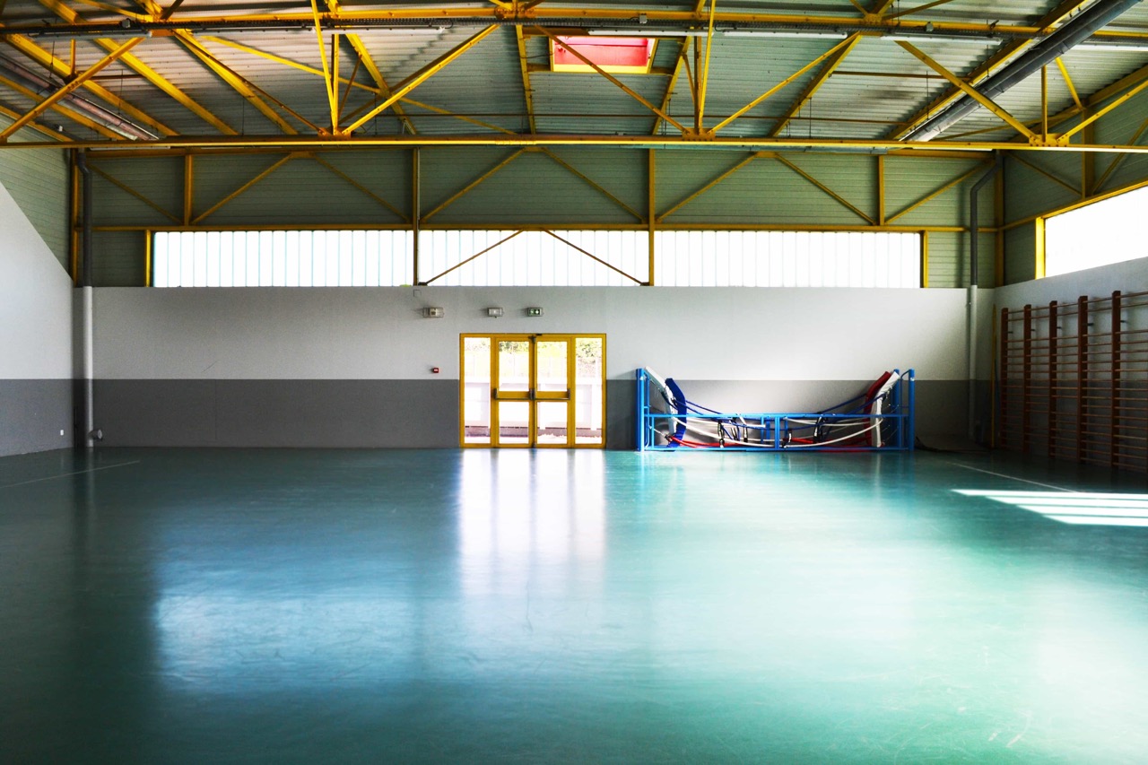 Salle-annexe-du-complexeok