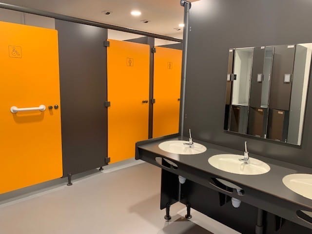 VESTIAIRE-POLE-DANSE